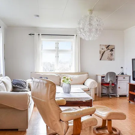 Awesome In Torangsvag With House Sea View