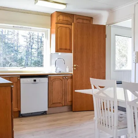 Amazing In Torangsvag With Wifi Skar