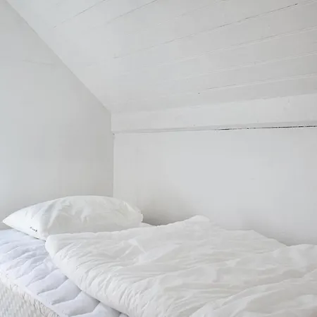 Amazing In Torangsvag With Wifi